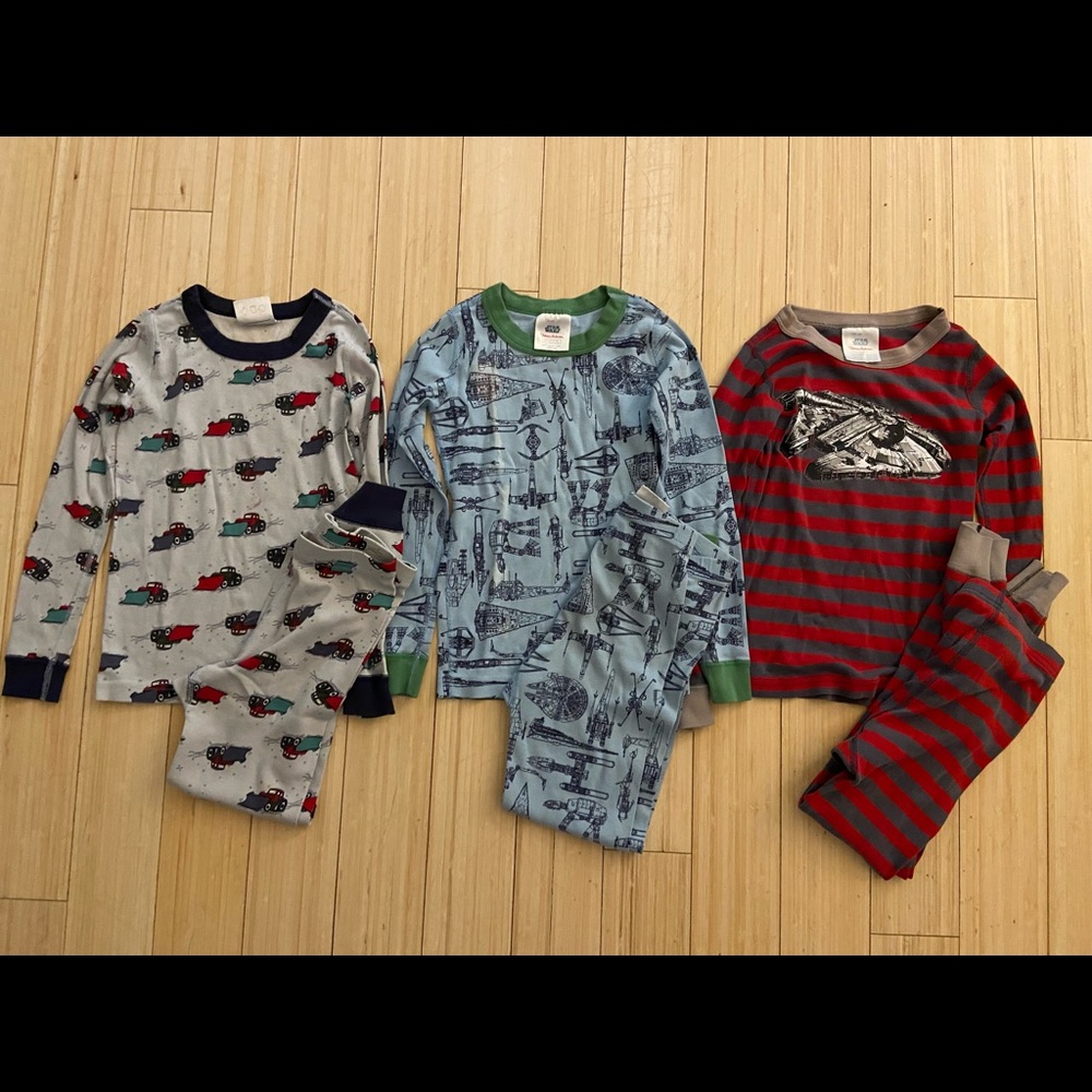 3 pairs of Hanna Andersson long sleeve pajamas size 6/7